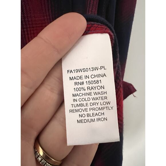 Peloton By Flag & Anthem Blue Red Plaid Button Down Medium - Picture 5 of 6